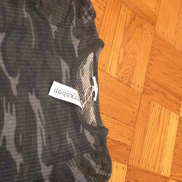 Workshop Republic Clothing XS camo puff sleeve l/s - Picture 3 of 3